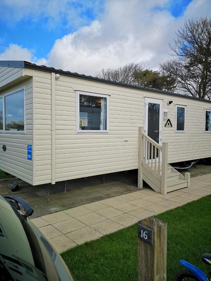 Lakeland Leisure Park Hotel Flookburgh Buitenkant foto