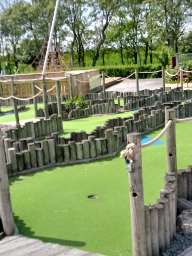 Lakeland Leisure Park Hotel Flookburgh Buitenkant foto